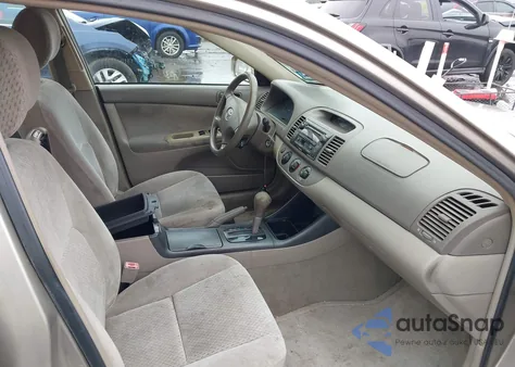 2003 Toyota Camry Le/Xle/Se z USA, uszkodzony, nr VIN 4T1BE32K73U754094